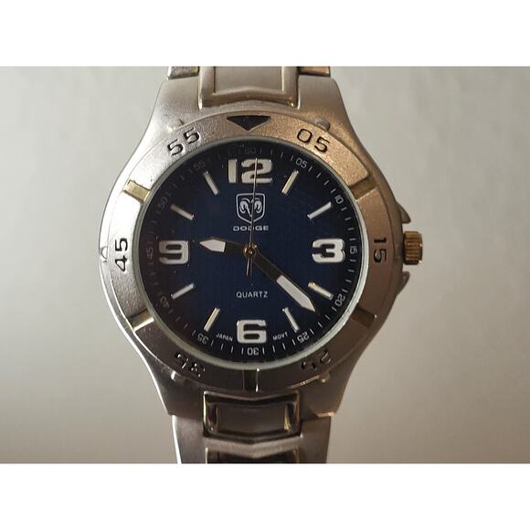 DODGE AUTOMAKER STAINLESS STEEL MEN\'S WATCH HEAVY RUNS main image 5